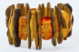 wood and amber bracelet